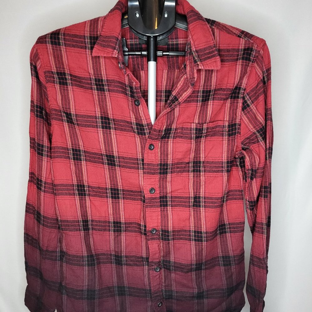 Pac Sun Men's Flannel Red/Black Lumberjack Two Toned Plaid Size M - 1040